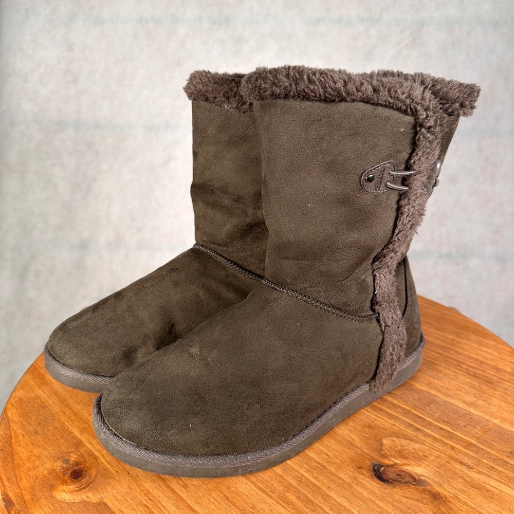 Airwalk Faux Suede Fur Boots Women 9.5 Brown Good Toggle Mid Calf Winter